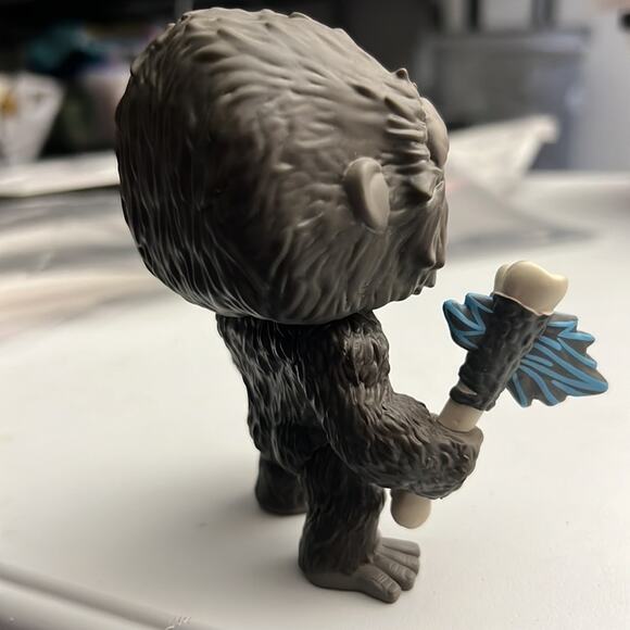 Funko POP! Movies Godzilla vs Kong Kong with Battle Axe 3.75" Vinyl Figure - Picture 4 of 5